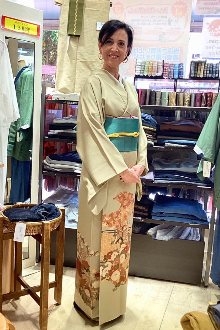kimono-clad guest